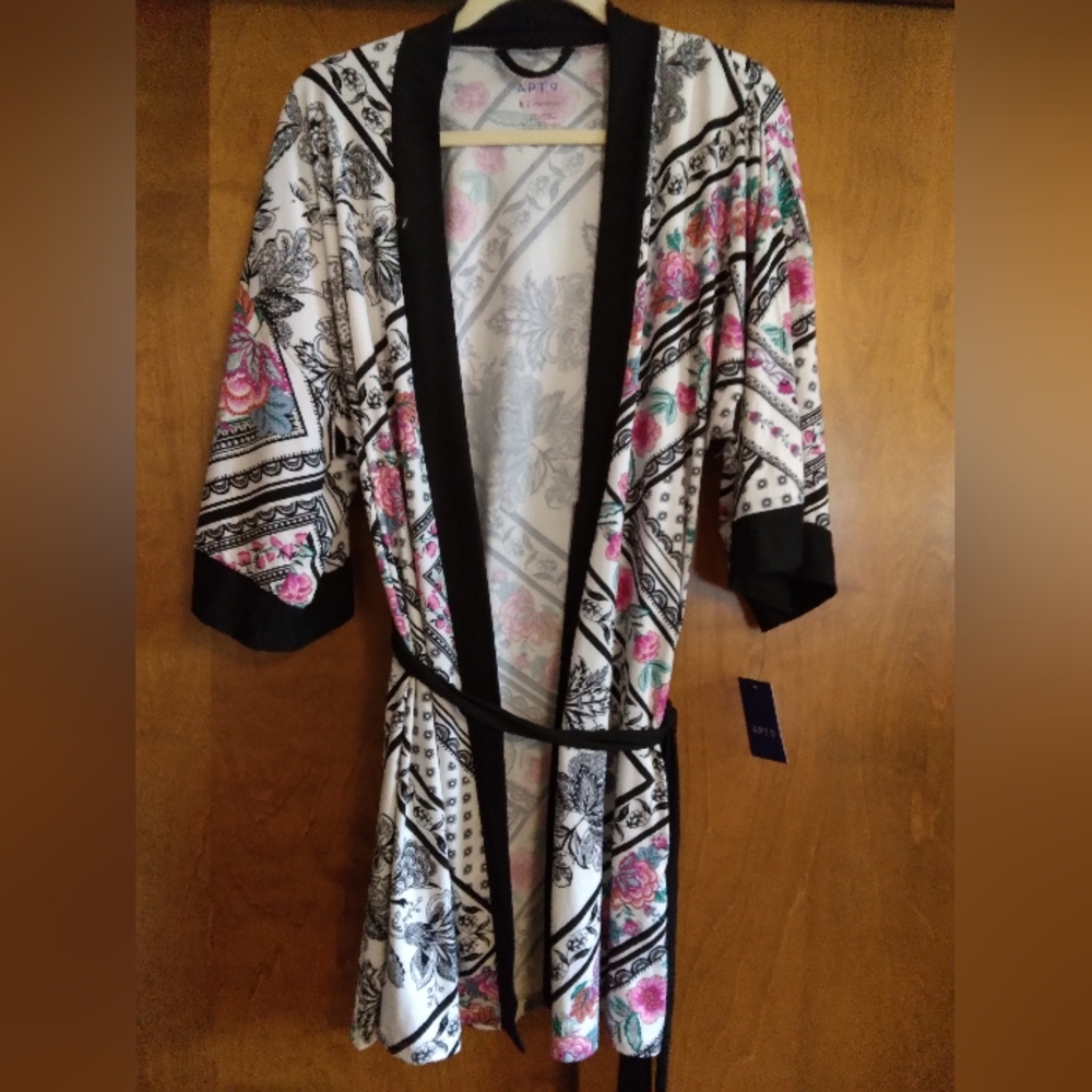 Apt. 9 women's floral Kimono intimates wrap robe